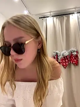 Little Forest ELF online show from 12/14/25, 03:06