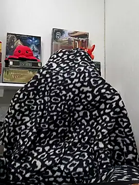 Snapshot of ElliMoor chatting on 12/01/24, 04:29 ElliMoor online show from 12/01/24, 04:29