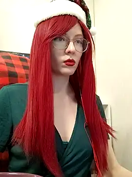 Snapshot of ElliMoor chatting on 12/23/24, 12:25 ElliMoor online show from 12/23/24, 12:25