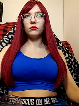 Snapshot of ElliMoor chatting on 01/19/25, 11:12 ElliMoor online show from 01/19/25, 11:12