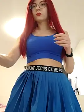 Snapshot of ElliMoor chatting on 03/13/25, 10:36 ElliMoor online show from 03/13/25, 10:36