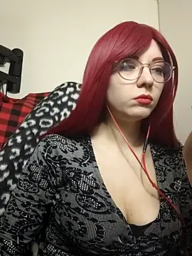 Snapshot of ElliMoor chatting on 03/19/25, 08:23 ElliMoor online show from 03/19/25, 08:23