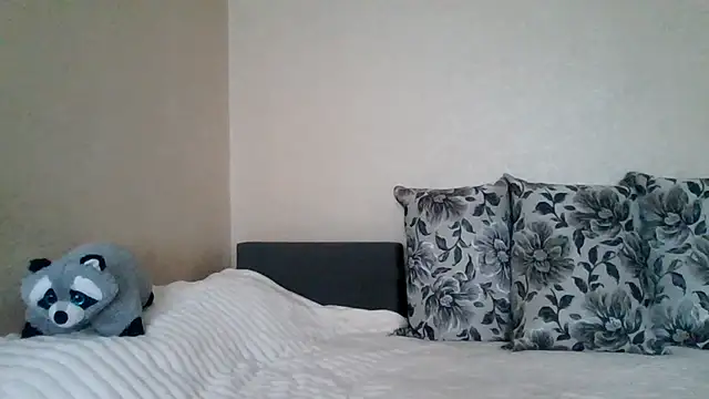 SofiyaPetrova online show from 03/19/26, 11:58