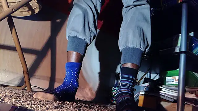 razzynolight online show from 03/19/26, 06:06