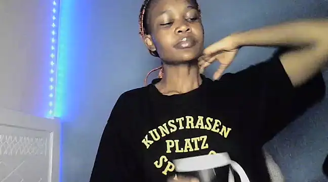 cyberbunnie online show from 03/11/25, 07:14