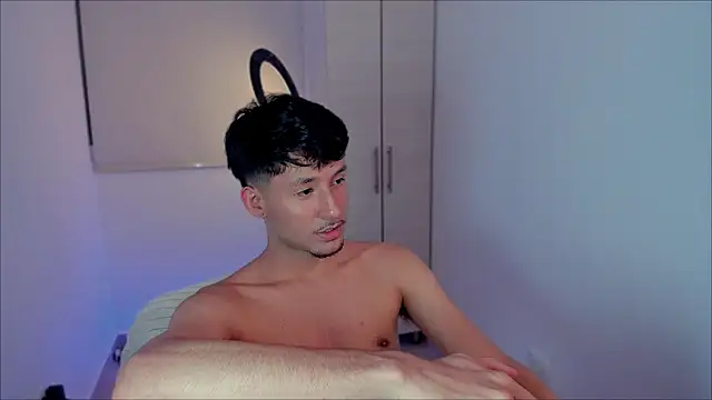 Snapshot of dimitri_targaryen chatting on 12/03/24, 02:25 dimitri targaryen online show from 12/03/24, 02:25