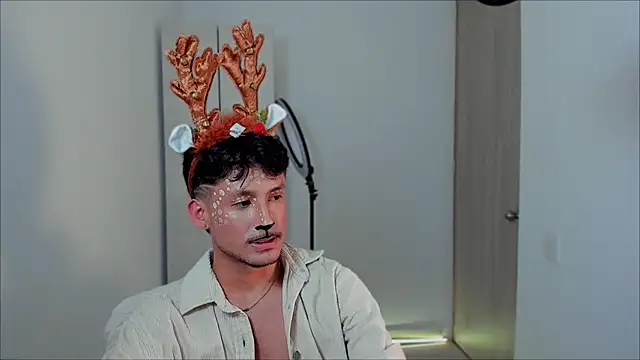 Snapshot of dimitri_targaryen chatting on 12/19/24, 02:23 dimitri targaryen online show from 12/19/24, 02:23