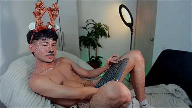 Snapshot of dimitri_targaryen chatting on 12/23/24, 06:44 dimitri targaryen online show from 12/23/24, 06:44