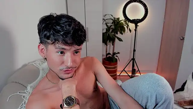 Snapshot of dimitri_targaryen chatting on 01/15/25, 03:22 dimitri targaryen online show from 01/15/25, 03:22