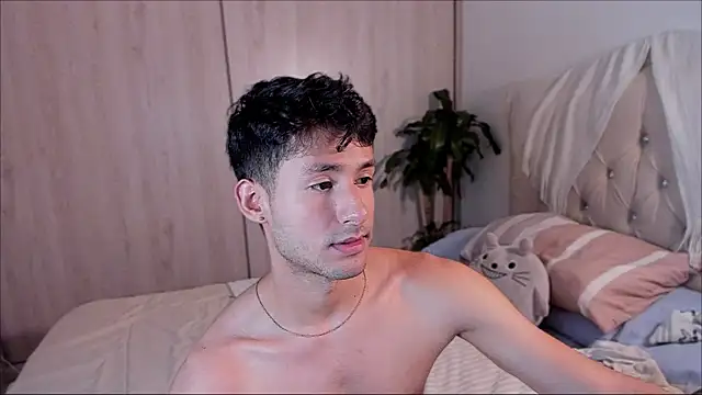 Snapshot of dimitri_targaryen chatting on 09/18/25, 01:18 dimitri targaryen online show from 09/18/25, 01:18