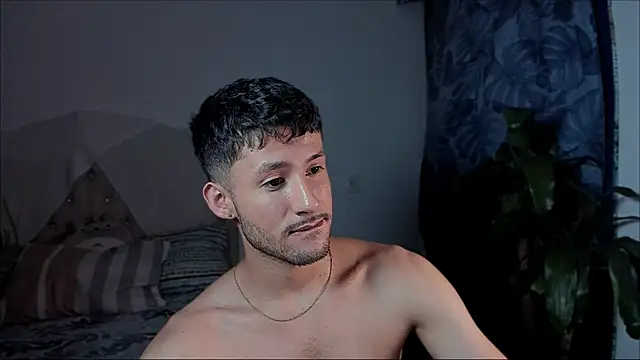 Snapshot of dimitri_targaryen chatting on 11/04/25, 09:52 dimitri targaryen online show from 11/04/25, 09:52