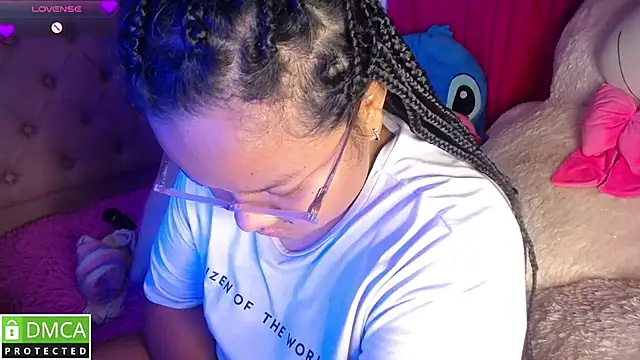 KittyHot20 online show from 10/28/25, 11:07