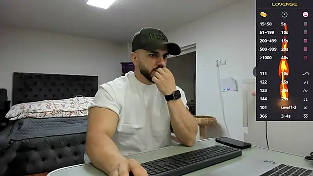 supermanboy94 online show from 03/27/26, 06:41