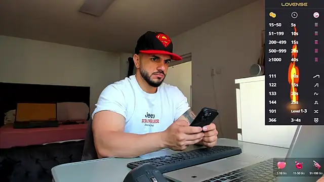 supermanboy94 online show from 04/23/26, 06:03