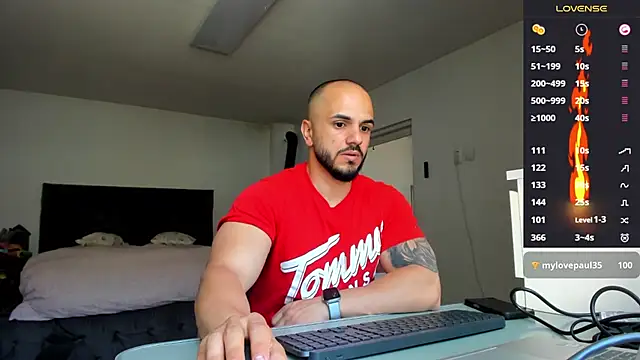 supermanboy94 online show from 04/27/26, 05:49