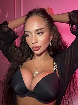 Snapshot of CardiSweetBaby chatting on 11/26/25, 08:10 CardiSweetBaby online show from 11/26/25, 08:10