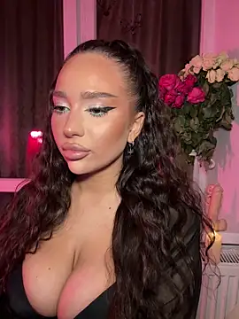 Snapshot of CardiSweetBaby chatting on 01/14/26, 06:24 CardiSweetBaby online show from 01/14/26, 06:24