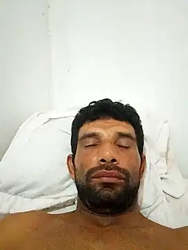 Tiago0031 online show from 11/14/25, 12:04