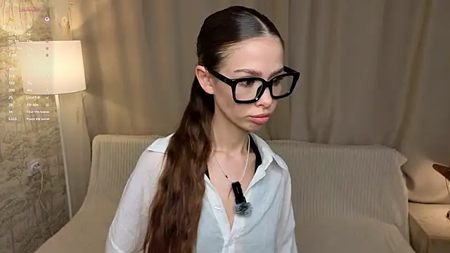 AnabelHun online show from 06/03/26, 05:43