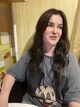 Karolina llove online show from 12/19/24, 04:35