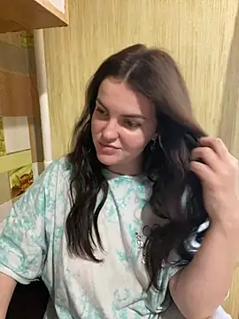 Karolina llove online show from 12/21/24, 11:01