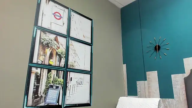 Snapshot of Rhaegal_hot chatting on 12/12/24, 12:48 Rhaegal hot online show from 12/12/24, 12:48