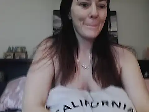 CrystalLakeXO online show from 03/09/25, 10:19