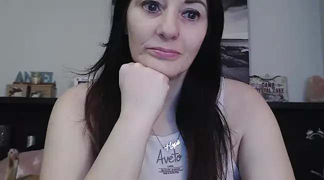 CrystalLakeXO online show from 03/18/25, 04:47