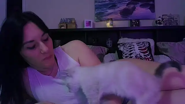 CrystalLakeXO online show from 12/15/25, 05:23