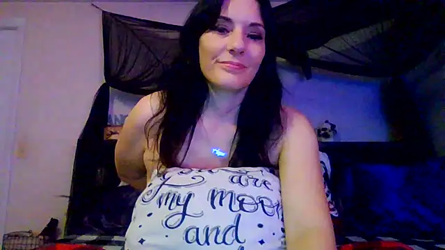 Snapshot of CrystalLakeXO chatting on 07/08/26, 07:46 CrystalLakeXO online show from 07/08/26, 07:46