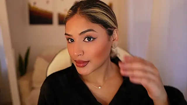 SaraParisi online show from 12/31/24, 10:56