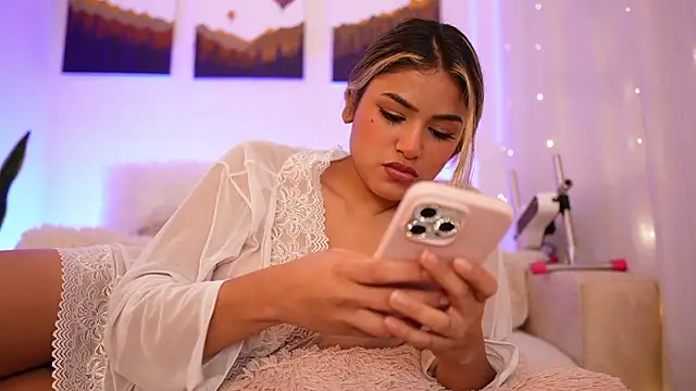 SaraParisi online show from 01/03/25, 02:54