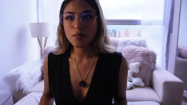 SaraParisi online show from 03/05/25, 09:26