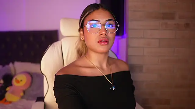 SaraParisi online show from 03/20/25, 03:02