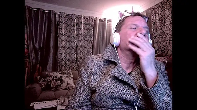 coryassman online show from 12/22/24, 09:22