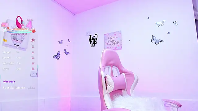 Alice 0120 online show from 10/08/25, 04:32