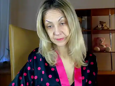 Snapshot of Tanya6547 chatting on 02/24/25, 08:17 Tanya6547 online show from 02/24/25, 08:17