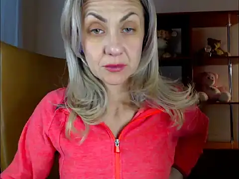 Snapshot of Tanya6547 chatting on 02/28/25, 09:58 Tanya6547 online show from 02/28/25, 09:58