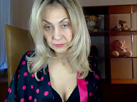 Snapshot of Tanya6547 chatting on 03/07/25, 08:13 Tanya6547 online show from 03/07/25, 08:13