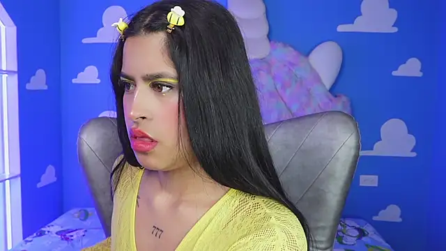 miss romyna online show from 11/26/25, 11:00