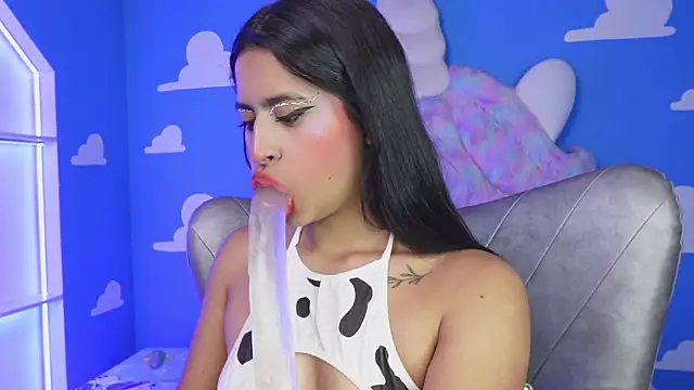 miss romyna online show from 12/19/25, 11:06