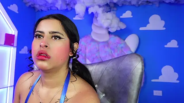 miss romyna online show from 05/08/26, 11:04