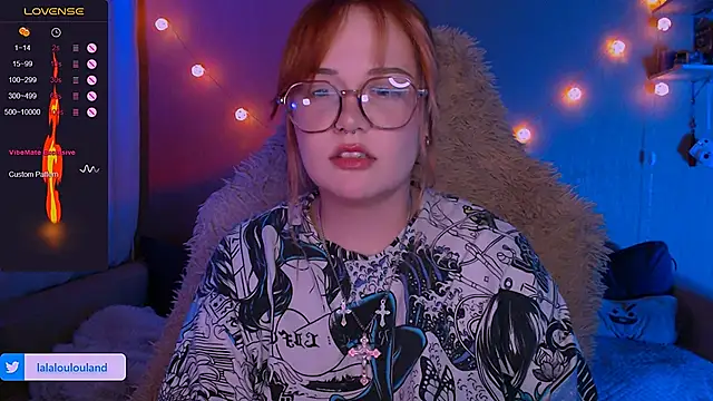 Snapshot of lala_loulou_land chatting on 02/24/25, 09:20 lala loulou land online show from 02/24/25, 09:20