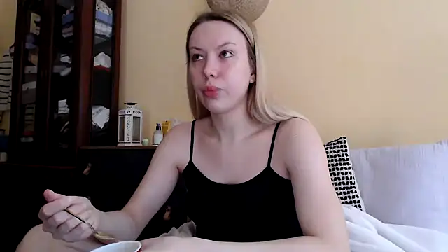 Scarlettford online show from 12/03/24, 08:49