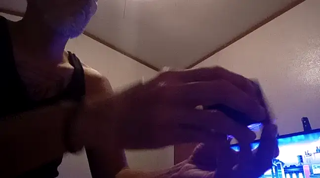 Xoc8  online show from 02/10/25, 02:16