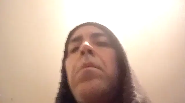 Xoc8  online show from 03/01/25, 10:10