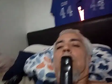 Xoc8  online show from 09/08/25, 08:41