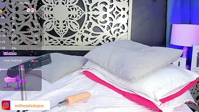 AnthonelaDuque online show from 02/23/25, 03:08