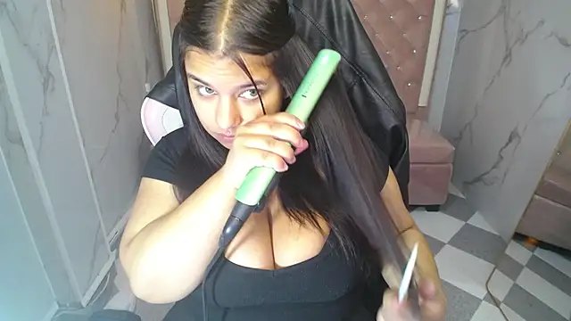 skeler lovd b  online show from 03/27/26, 01:00