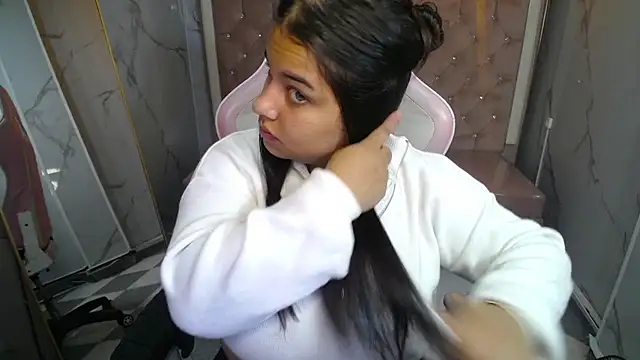 skeler lovd b  online show from 04/09/26, 12:10